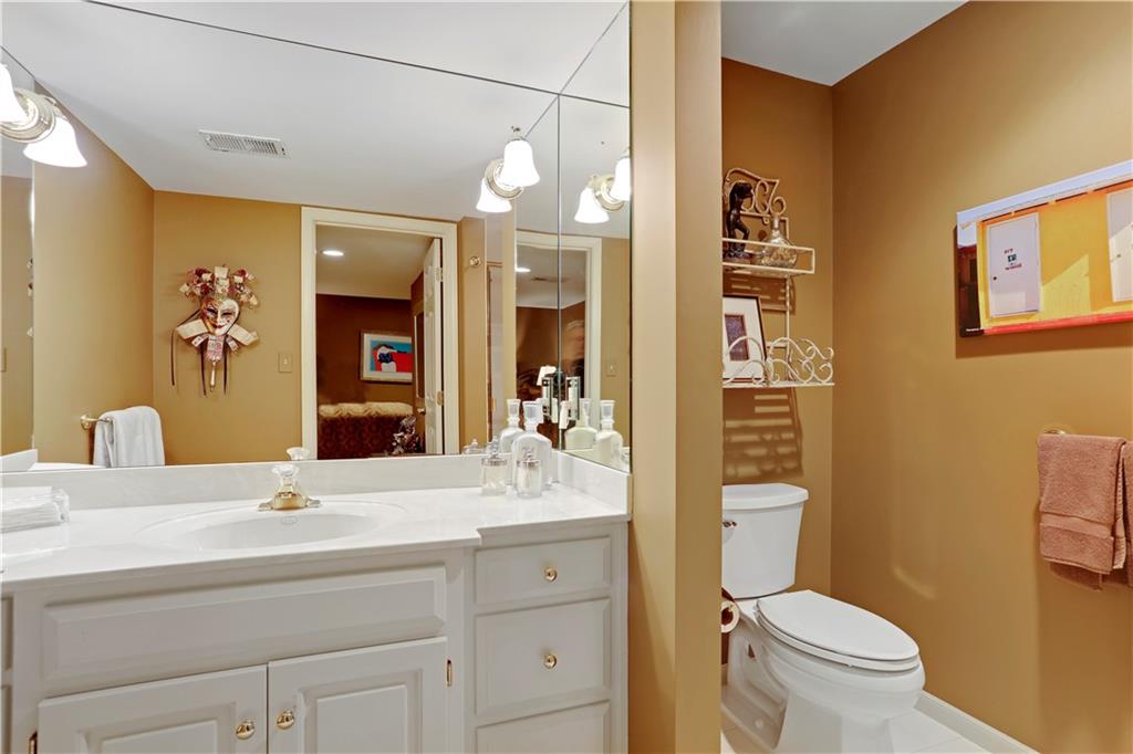 5205 West 116th Street Leawood, KS 66211 - Photo 31 of 42