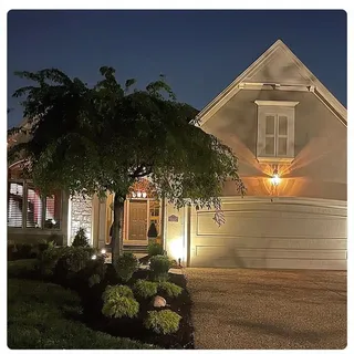 $949,000 | 5205 West 116th Street, Leawood, KS 66211