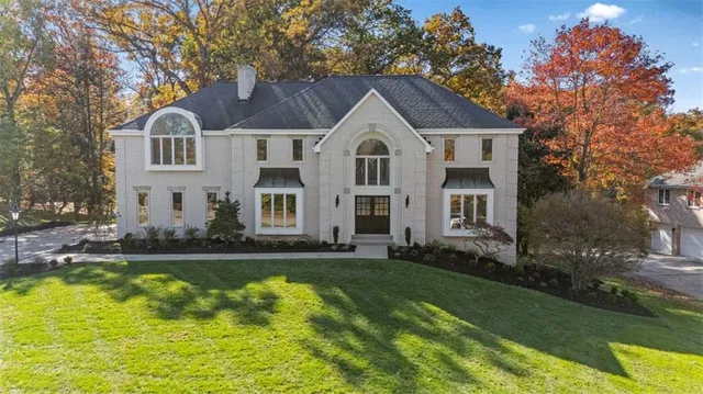 $1,375,000 | 2154 South Villa Drive, Gibsonia, PA 15044
