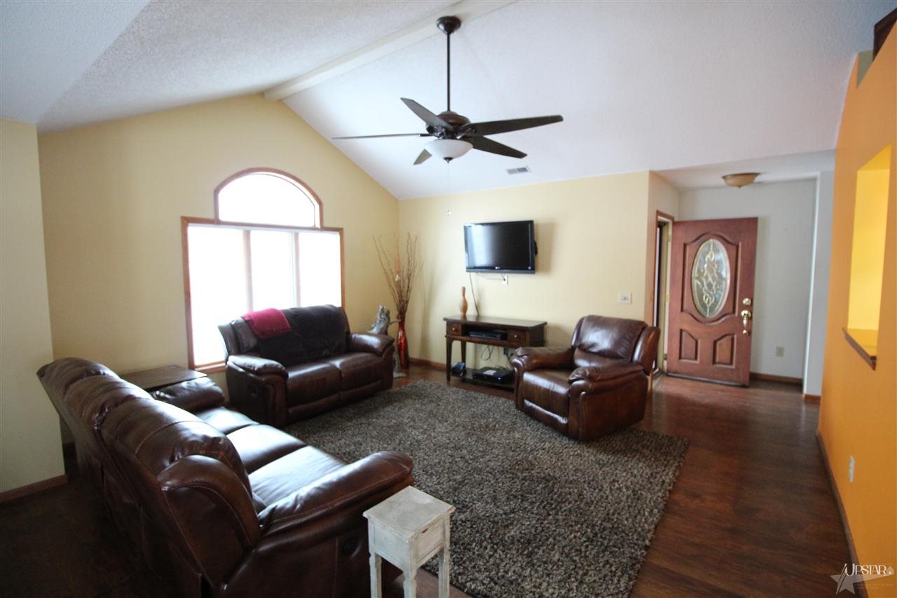 6402 Rapp Road Fort Wayne, IN 46818 - Photo 5 of 23