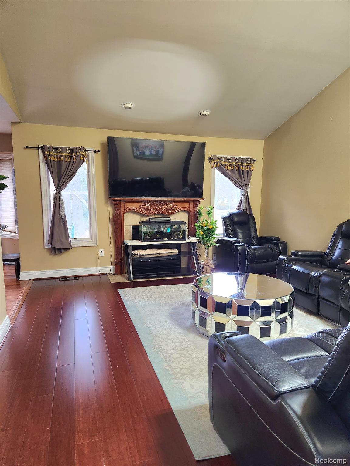 1250 North Lilley Road Canton, MI 48187 - Photo 4 of 27 Gallery Image 4