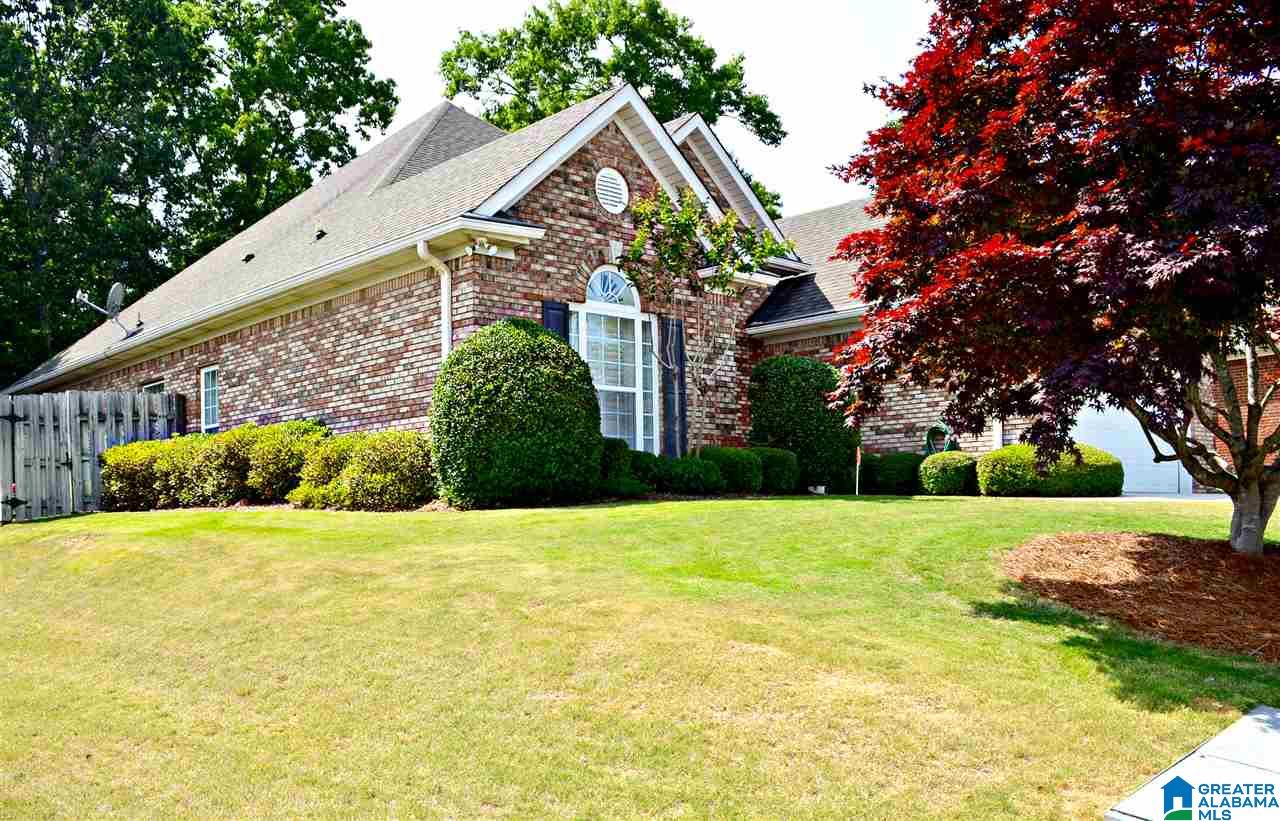6434 Misty Ridge Drive Trussville, AL 35235 - Photo 2 of 31
