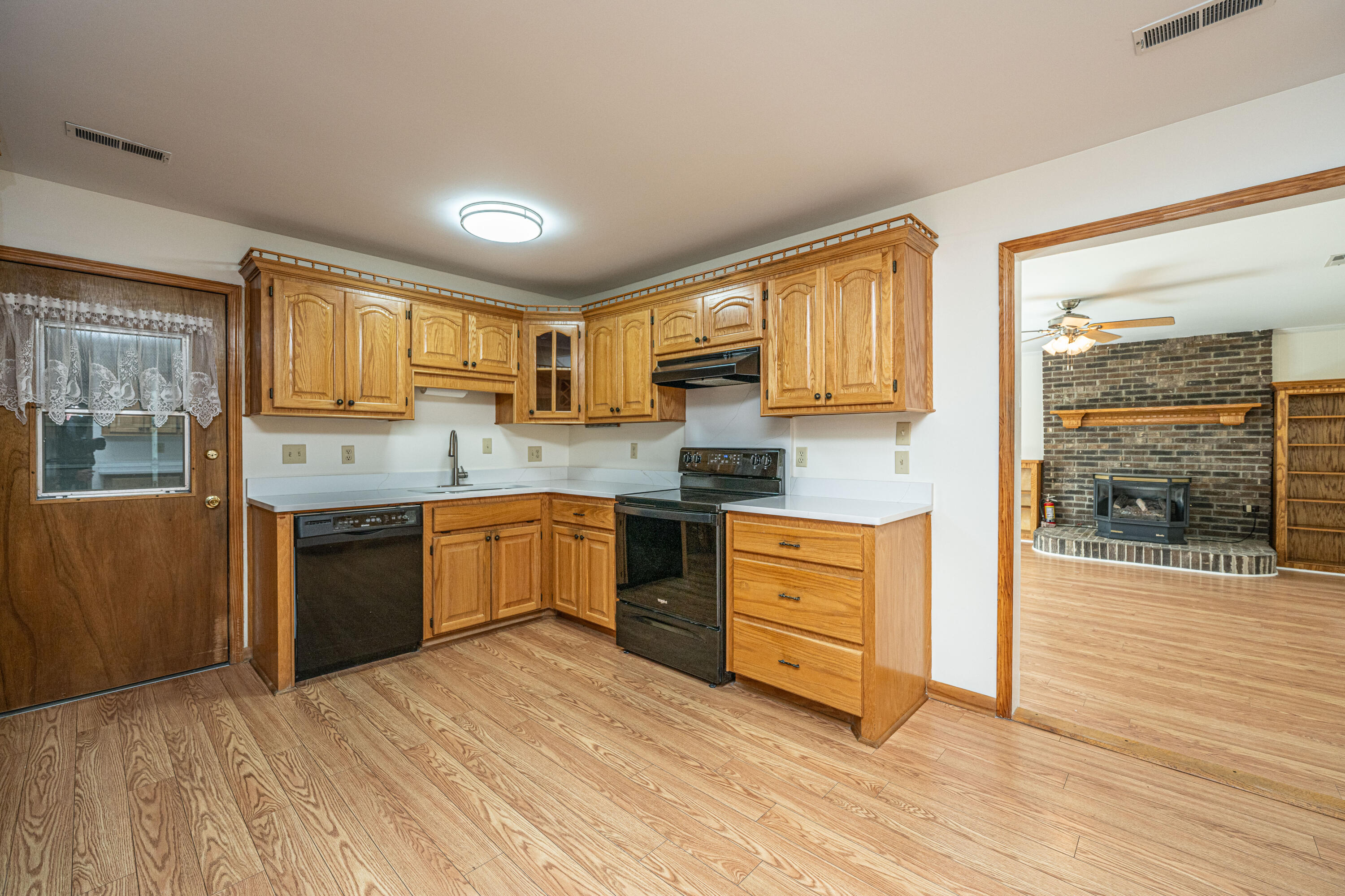 119 Rahway Road Goose Creek, SC 29445 - Photo 8 of 32 Kitchen view to Lvg