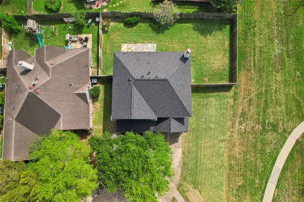 $2,350 | 8002 Cross Trail Drive, Sugar Land, TX 77479