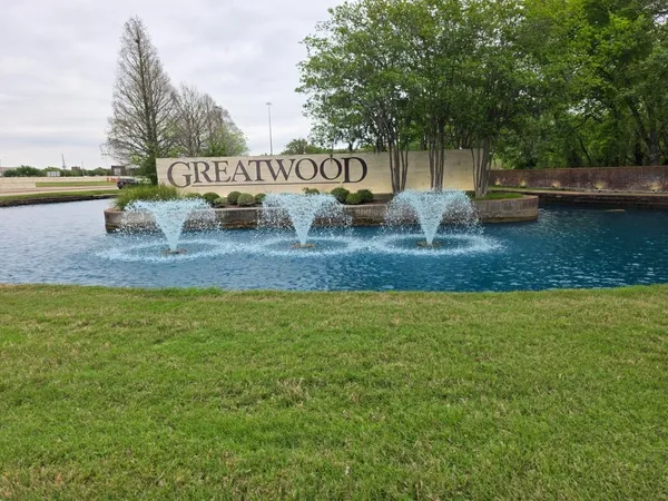 $2,350 | 8002 Cross Trail Drive, Sugar Land, TX 77479