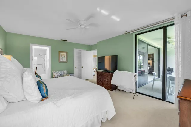 $469,000 | 4 Southeast Turtle Creek Drive, Unit E, Jupiter, FL 33469