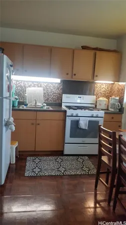 $375,000 | 1514 Dillingham Boulevard, Unit 301, Honolulu, HI 96817
