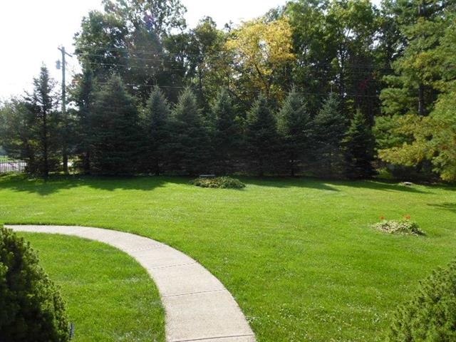 5918 Lower Huntington Road Fort Wayne, IN 46809 - Photo 3 of 25