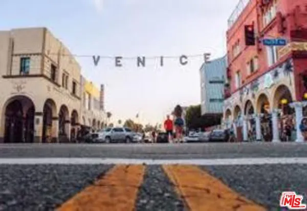 $4,295 | 2106 Pisani Place, Venice, CA 90291