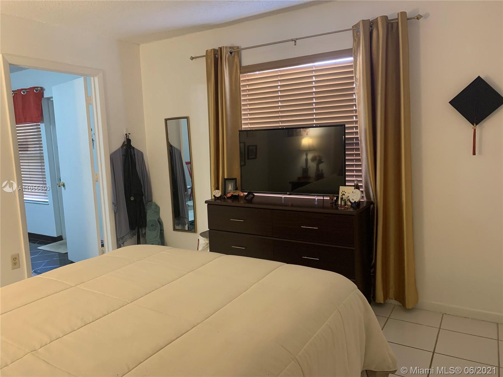 11230 Southwest 138th Street, Unit 2 Miami, FL 33176 - Photo 5 of 12