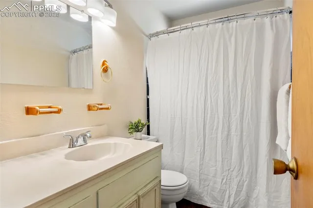 $380,000 | 102 Landoe Lane, Colorado Springs, CO 80911