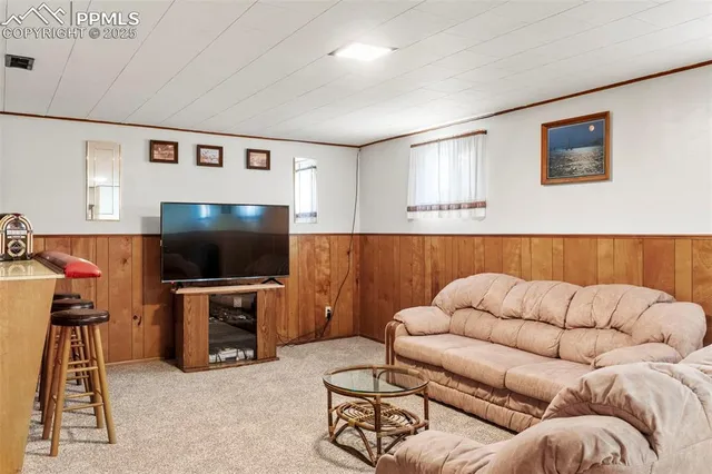 $380,000 | 102 Landoe Lane, Colorado Springs, CO 80911