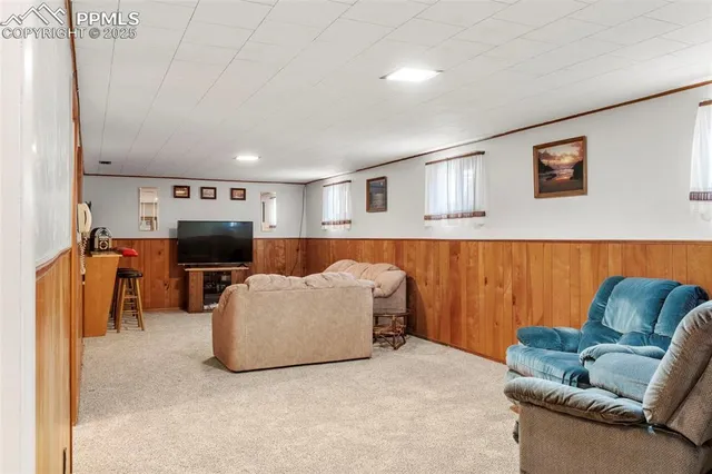 $380,000 | 102 Landoe Lane, Colorado Springs, CO 80911