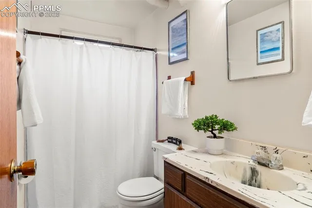 $380,000 | 102 Landoe Lane, Colorado Springs, CO 80911