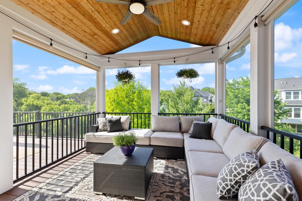 16920 Reeder Ridge Eden Prairie, MN 55347 - Photo 18 of 74 Gallery Image 18