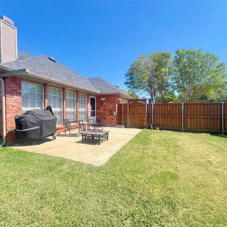 $2,595 | 10613 Tallahassee Drive, Frisco, TX 75035