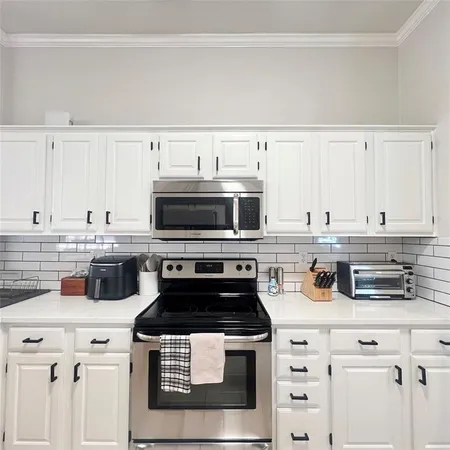 $2,595 | 10613 Tallahassee Drive, Frisco, TX 75035