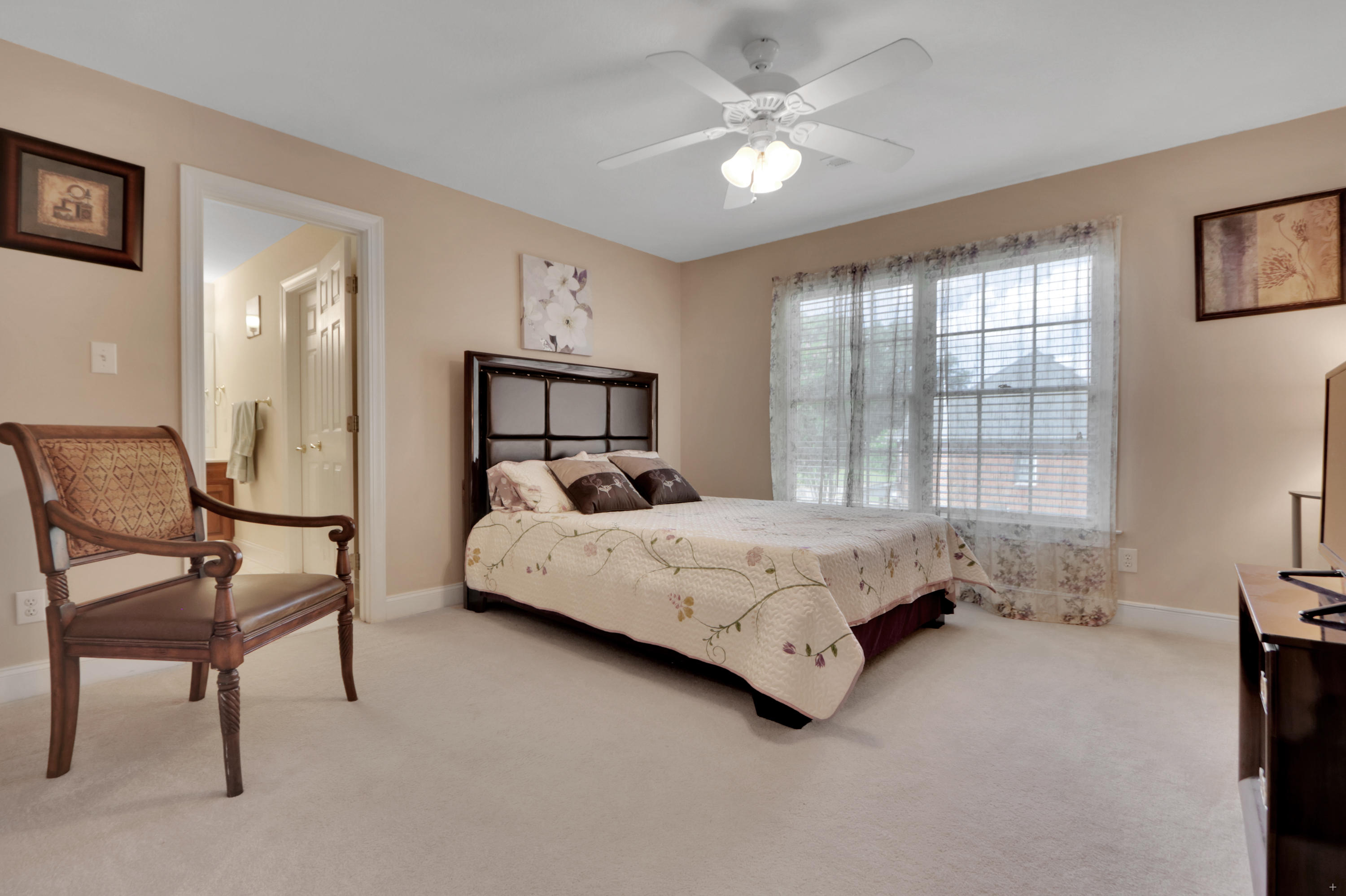 12898 Long Ridge Road Knoxville, TN 37934 - Photo 20 of 36 Bedroom 2 with Jack N Jill