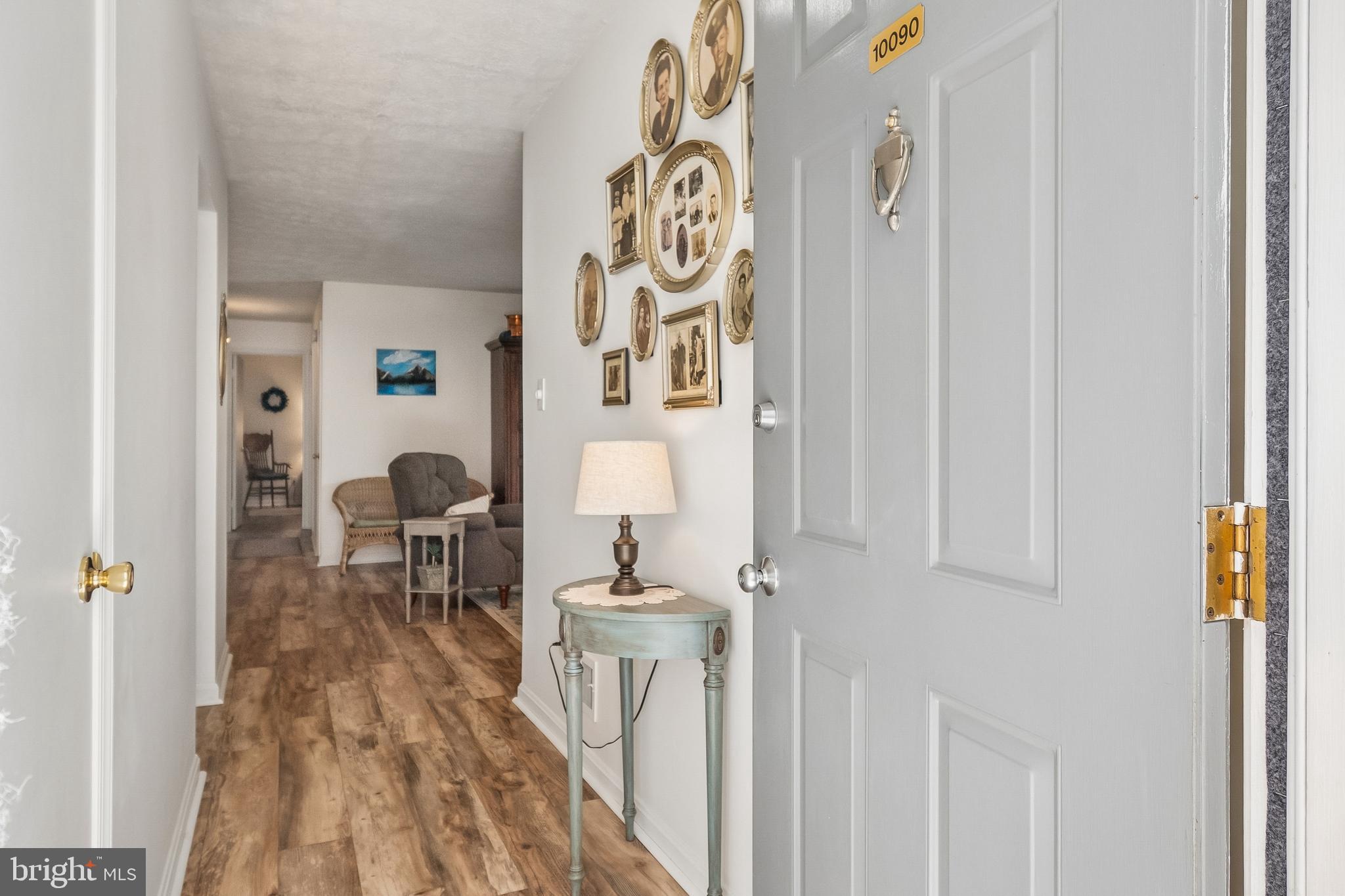 10090 Oakton Terrace Road Oakton, VA 22124 - Photo 7 of 23