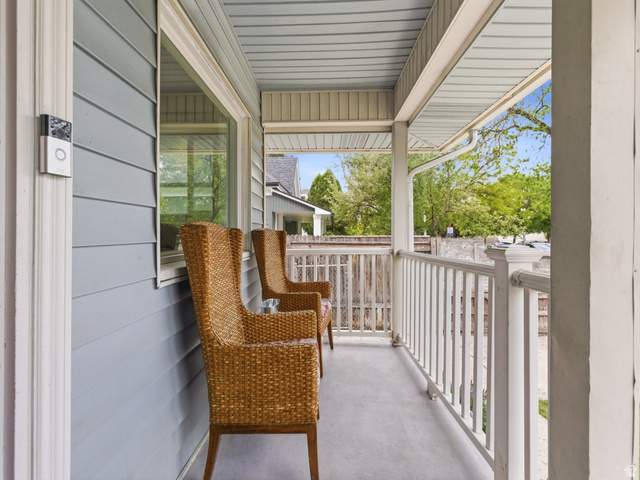 225 South 300 East Provo, UT 84606 - Photo 21 of 30 Covered front porch