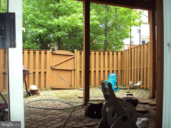 $2,750 | 2513 Woodrow Wilson Drive, Herndon, VA 20171