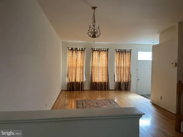 $2,750 | 2513 Woodrow Wilson Drive, Herndon, VA 20171