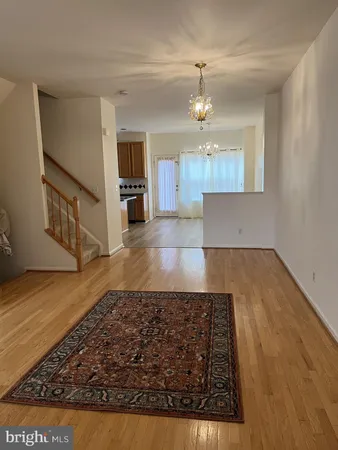 $2,750 | 2513 Woodrow Wilson Drive, Herndon, VA 20171