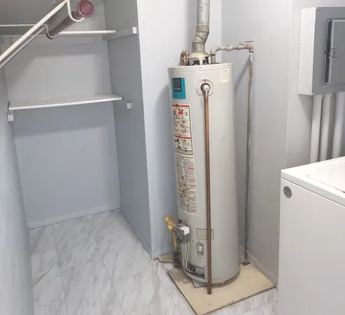 $89,900 | 202 South Embarrass Avenue, Tuscola, IL 61953