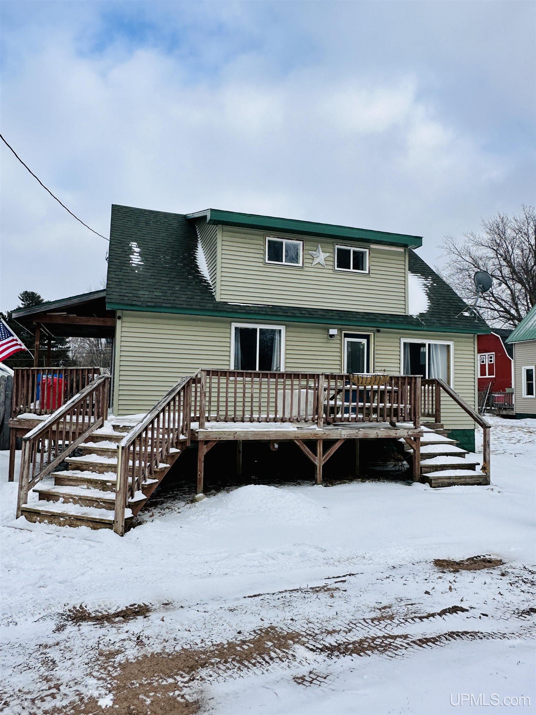 245 Silver Street Ishpeming, MI 49849 - Photo 1 of 28 Gallery Image 1