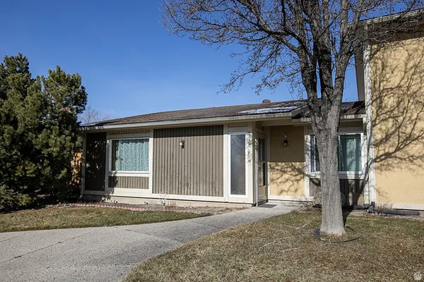 $329,000 | 275 East Peach Lane South, Bountiful, UT 84010