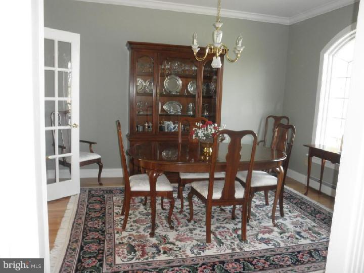 8806 Mountain Road Alburtis, PA 18011 - Photo 11 of 25 Dining Room