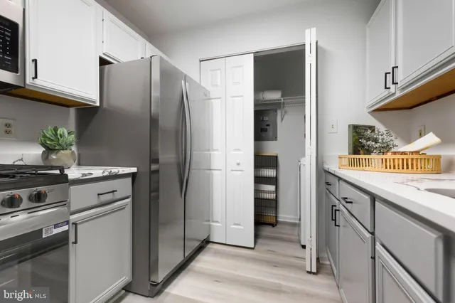 $315,000 | 8075 Lacy Drive, Unit 101, Manassas, VA 20109