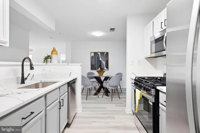 $315,000 | 8075 Lacy Drive, Unit 101, Manassas, VA 20109