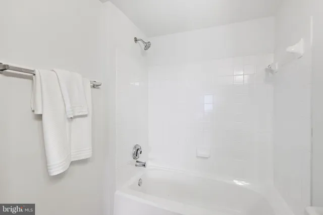 $315,000 | 8075 Lacy Drive, Unit 101, Manassas, VA 20109