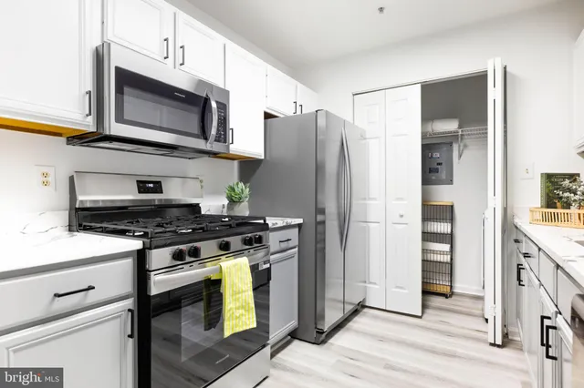 $315,000 | 8075 Lacy Drive, Unit 101, Manassas, VA 20109