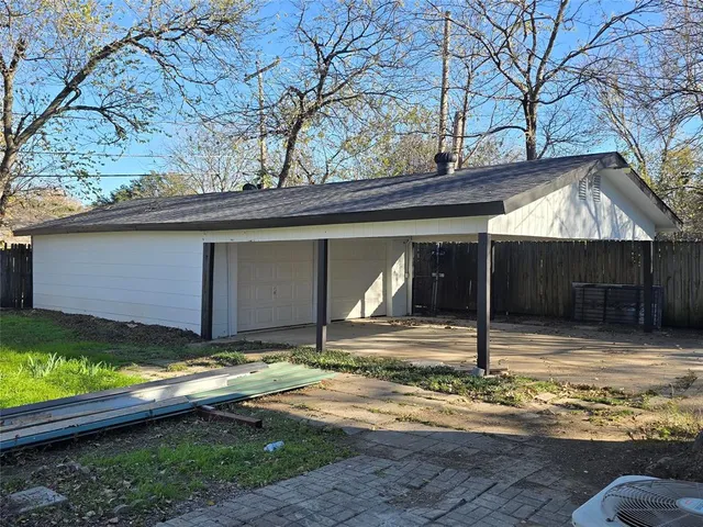 $298,000 | 303 Hillcrest Street, Mansfield, TX 76063