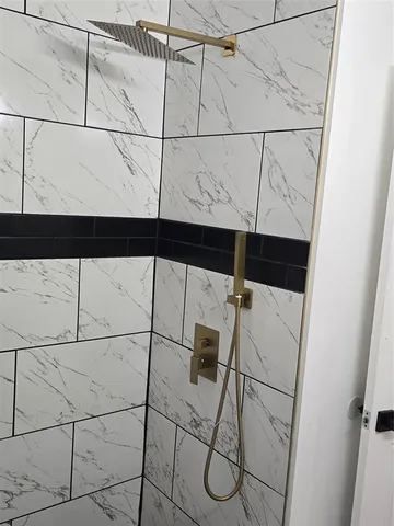 $298,000 | 303 Hillcrest Street, Mansfield, TX 76063