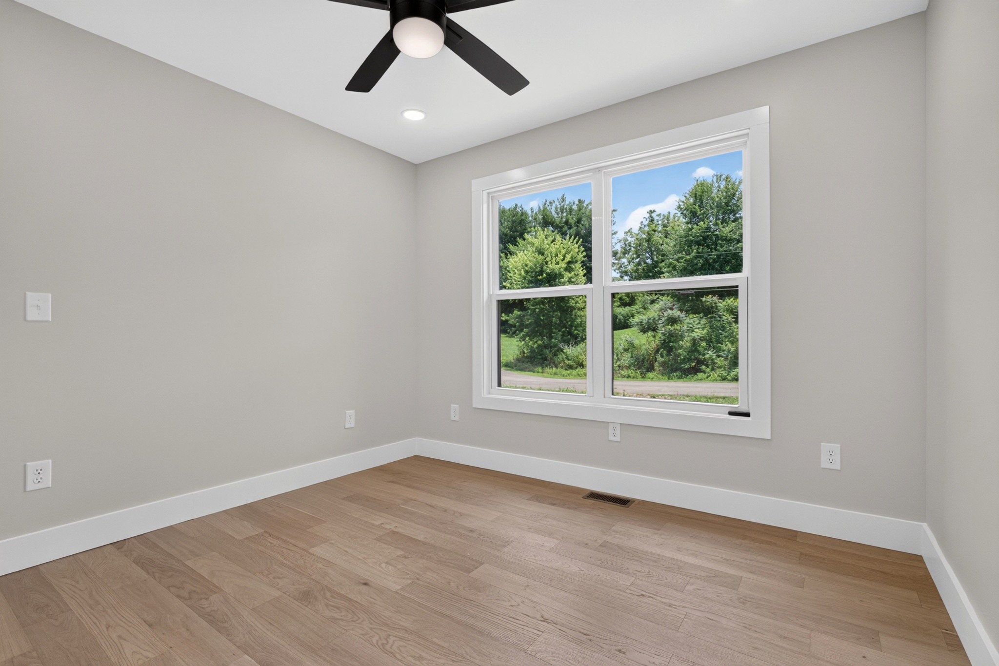 215 James Holman Road Sparta, TN 38583 - Photo 26 of 38