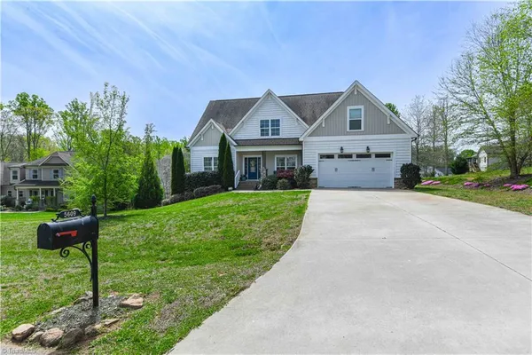 $499,900 | 5609 Crooked Oak Drive, Summerfield, NC 27358
