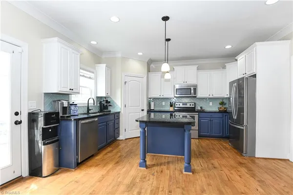 $499,900 | 5609 Crooked Oak Drive, Summerfield, NC 27358