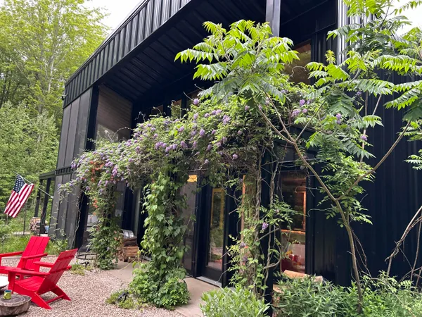 $1,375,000 | 5479 Liland Trace, Fennville, MI 49408