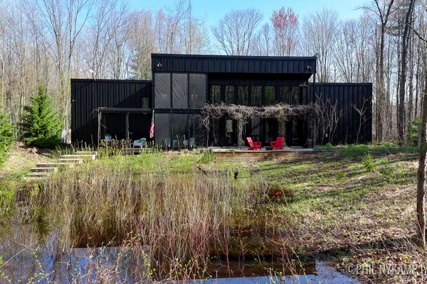 $1,375,000 | 5479 Liland Trace, Fennville, MI 49408