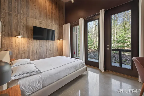$1,375,000 | 5479 Liland Trace, Fennville, MI 49408