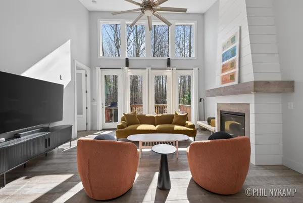 $1,375,000 | 5479 Liland Trace, Fennville, MI 49408