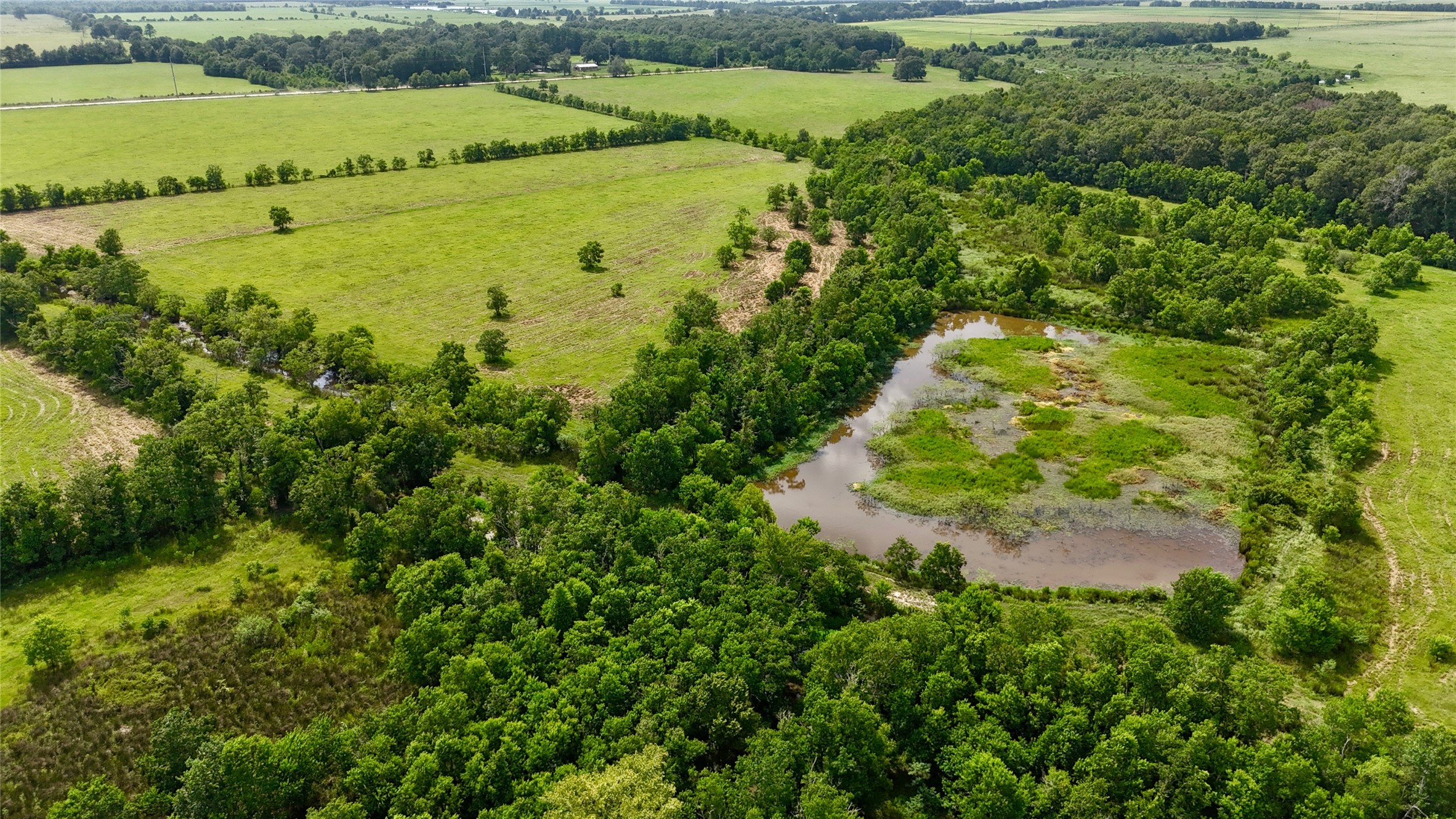 31100 Old Sour Lake Road Sour Lake, TX 77659 - Photo 27 of 32 a view of an ocean and a mountain view
