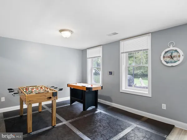 $870,000 | 434 Spring Hollow Drive, Middletown, DE 19709
