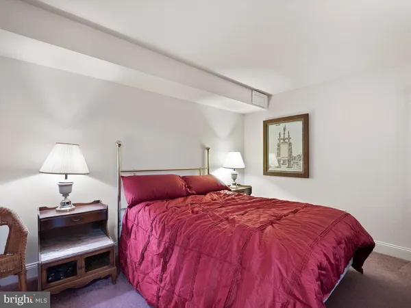 $870,000 | 434 Spring Hollow Drive, Middletown, DE 19709