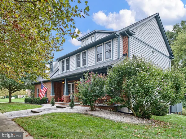 $870,000 | 434 Spring Hollow Drive, Middletown, DE 19709