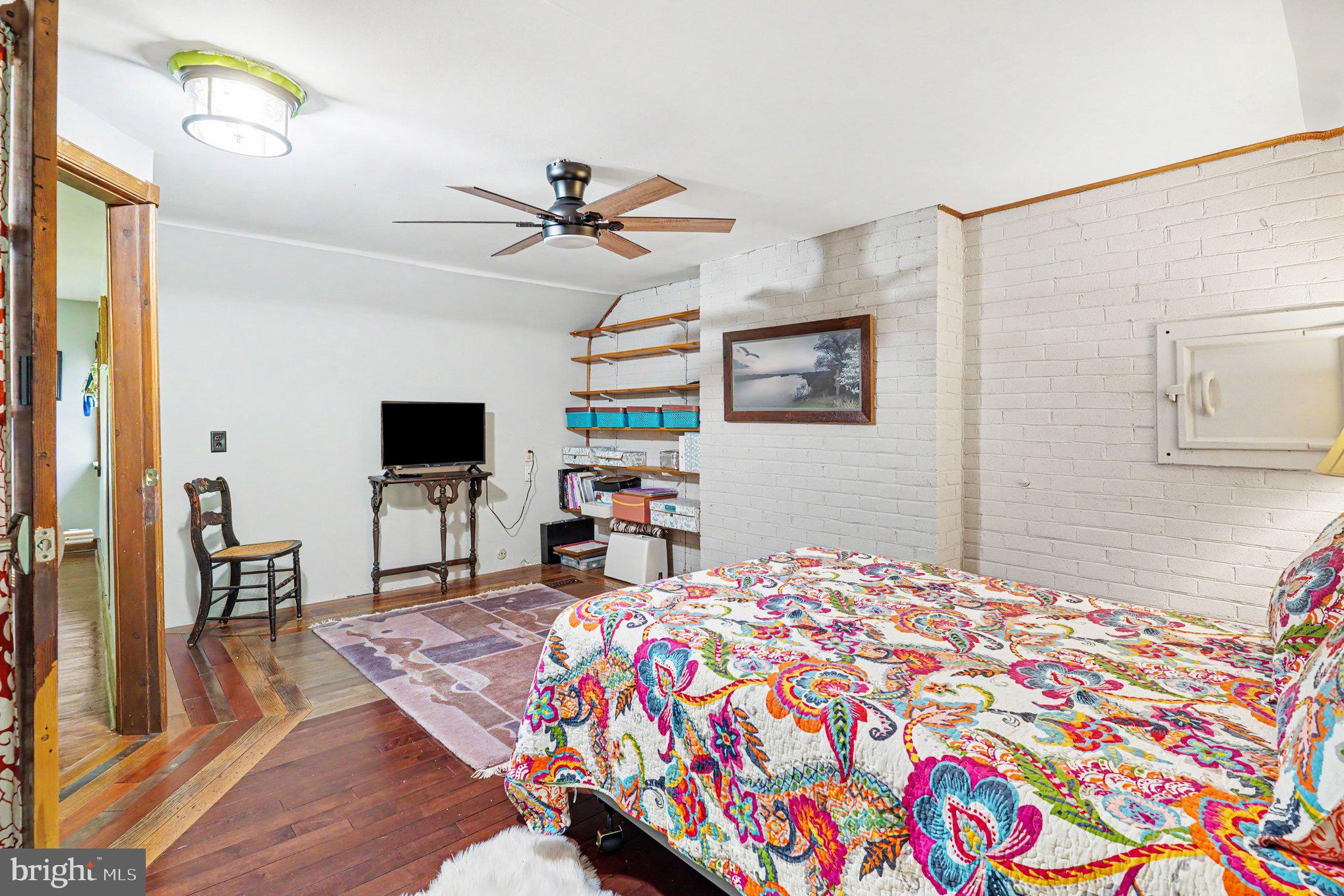 652 Liberty Grove Road Conowingo, MD 21918 - Photo 26 of 60 Upper bedroom