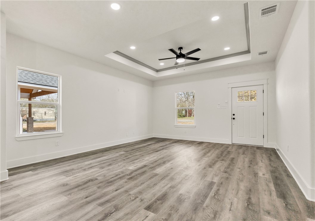 207 Lock Lane Bryan, TX 77803 - Photo 6 of 16